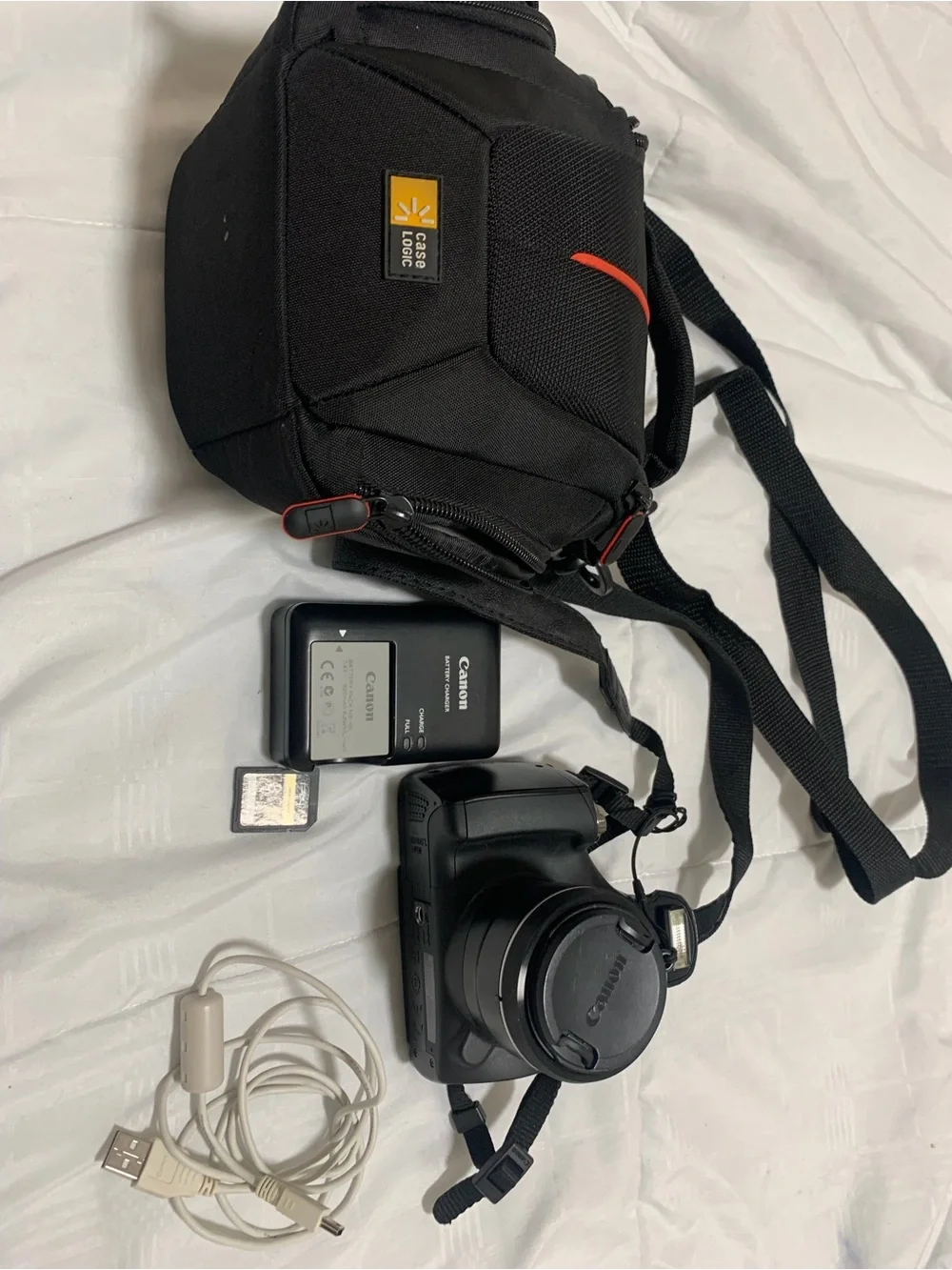 Canon Black Compact Bridge Camera with Zoom Lens and Strap